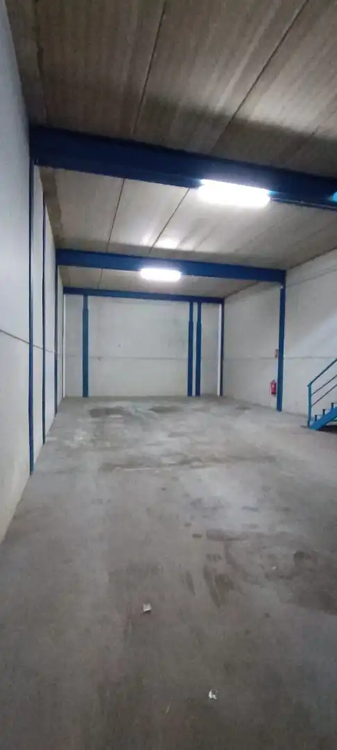 Parking de Nave industrial de alquiler en Alhaurín de la Torre