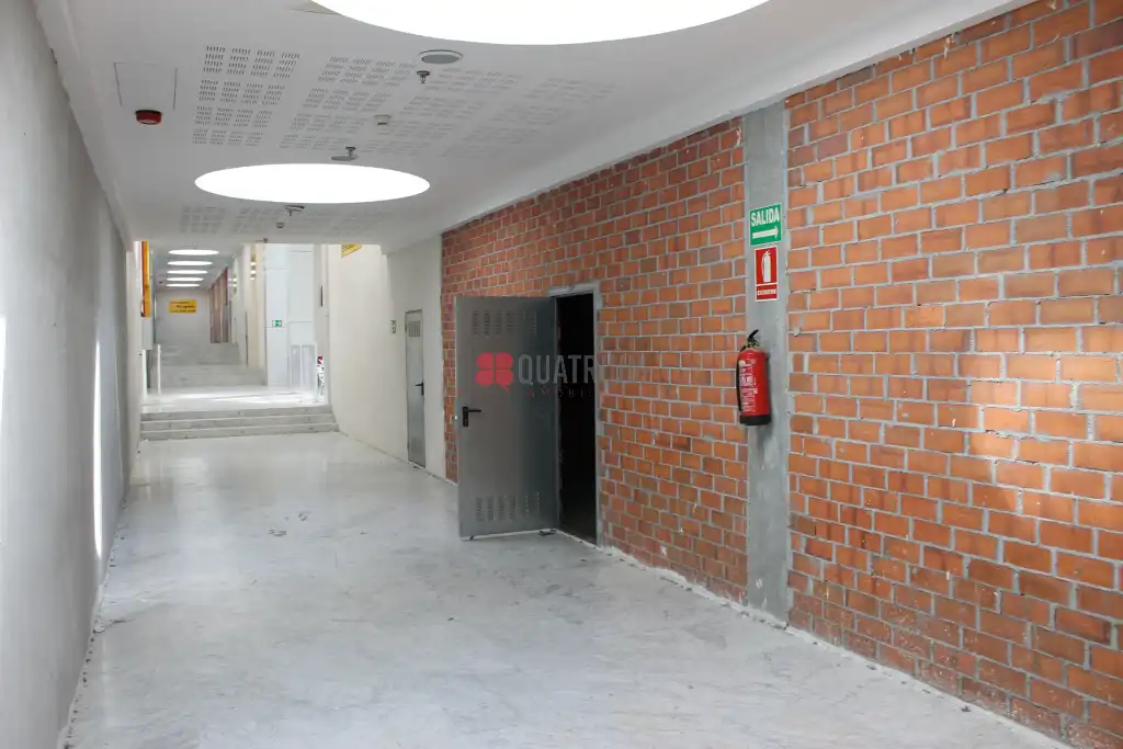 Gewerbefläche zum Verkauf in Campus Sur - Santa Marta, imagen 9