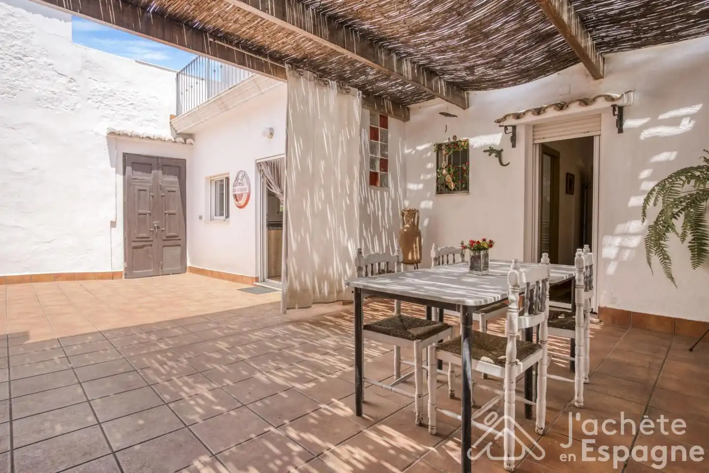 Country house with pool for sale in Plaça Poligono 13, imagen 10