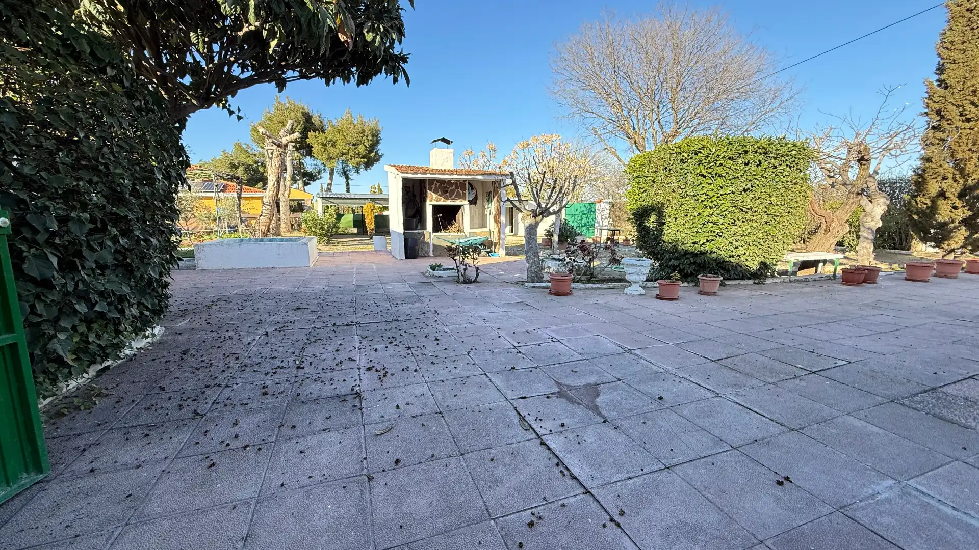 Jardí de Casa o xalet en venda en Barrax amb Calefacció, Piscina i Moblat