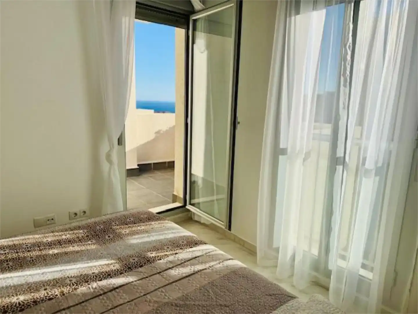 Habitación de Dúplex en venta en Mijas con Aire acondicionado, Piscina y Balcón