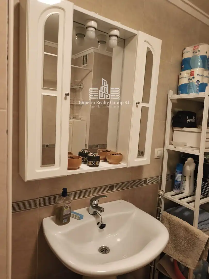Badezimmer von Wohnung zum Verkauf in San Martín del Rey Aurelio mit Abstellraum und Möbliert