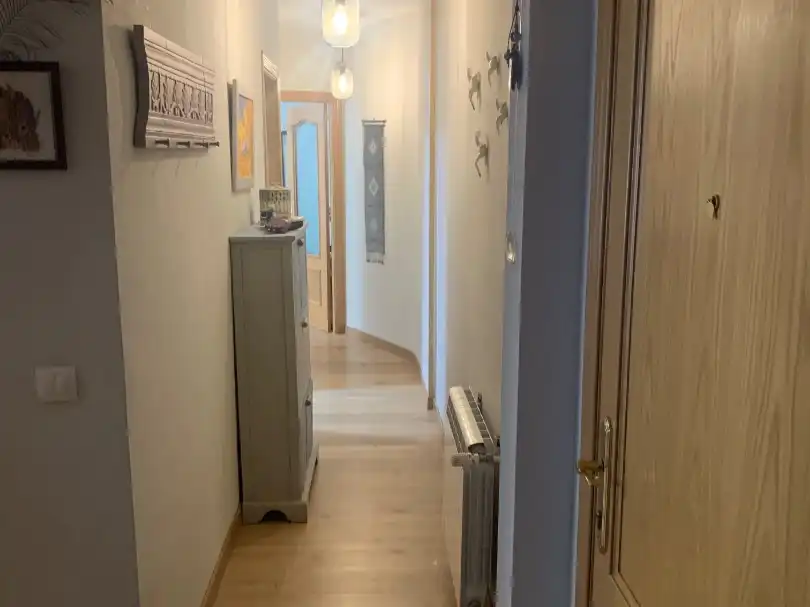 Flat for sale in Navalagamella, Madrid