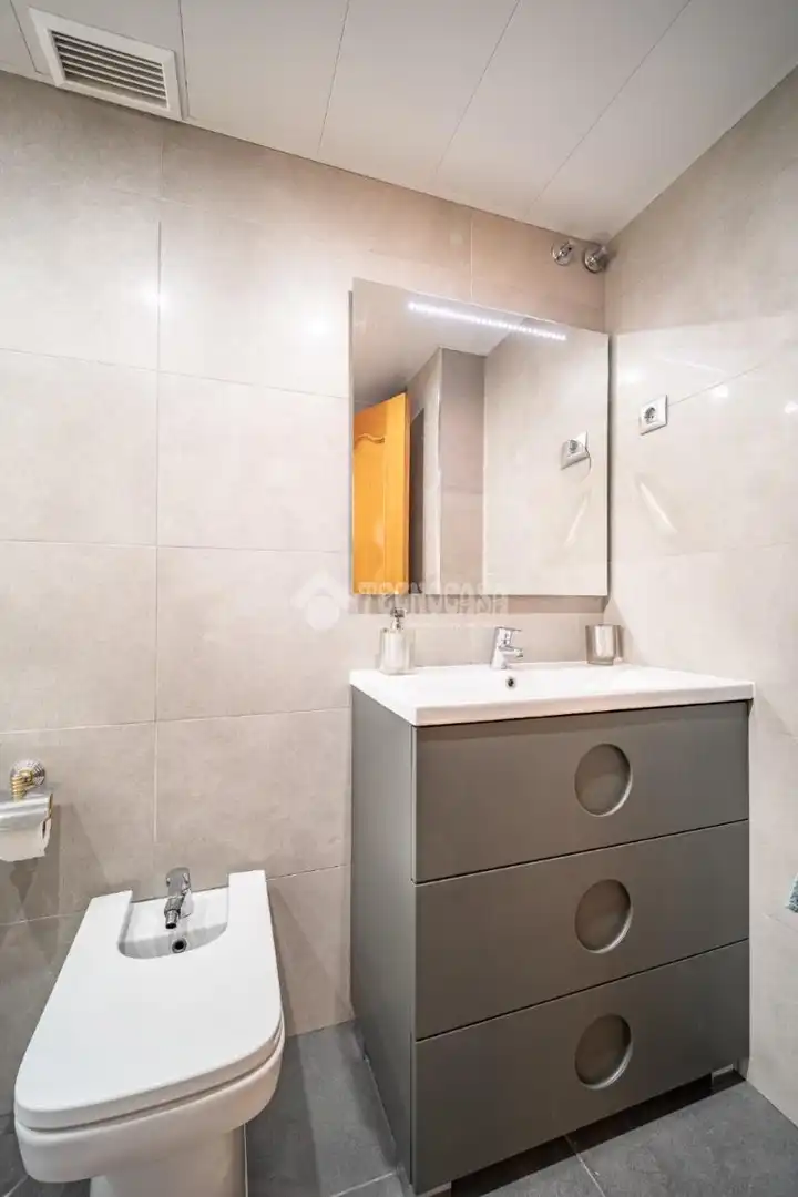 Baño de Casa adosada en venta en Arganda del Rey con Aire acondicionado y Calefacción