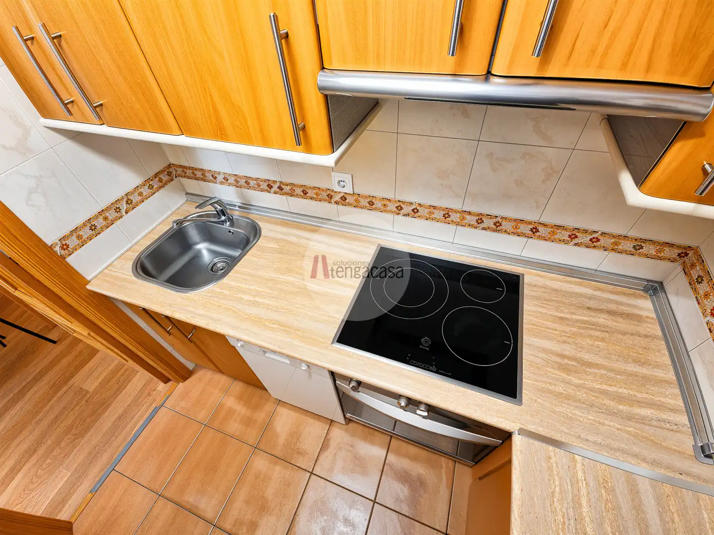 Cocina de Apartamento de alquiler en Madrid con Aire acondicionado, Calefacción y Parquet