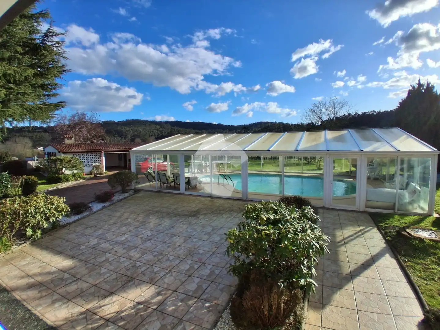 Piscina de Casa o xalet en venda en Abegondo amb Jardí privat i Traster