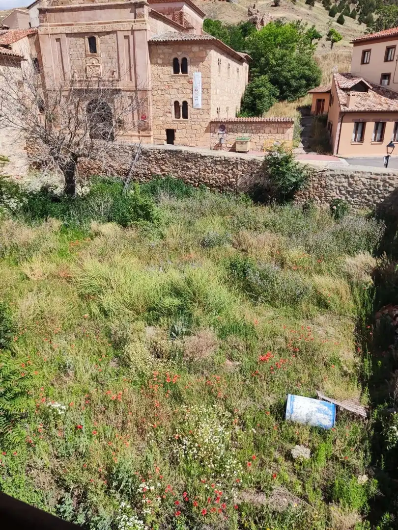 Gebäude zum Verkauf in Molina de Aragón
