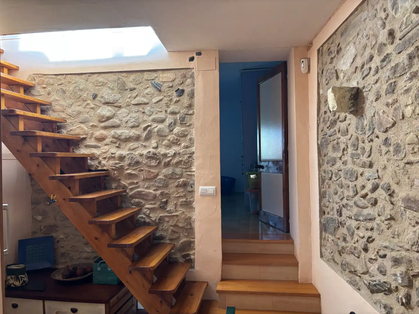 Einfamilien-Reihenhaus zum Verkauf in Flaçà mit Klimaanlage, Heizung und Privatgarten