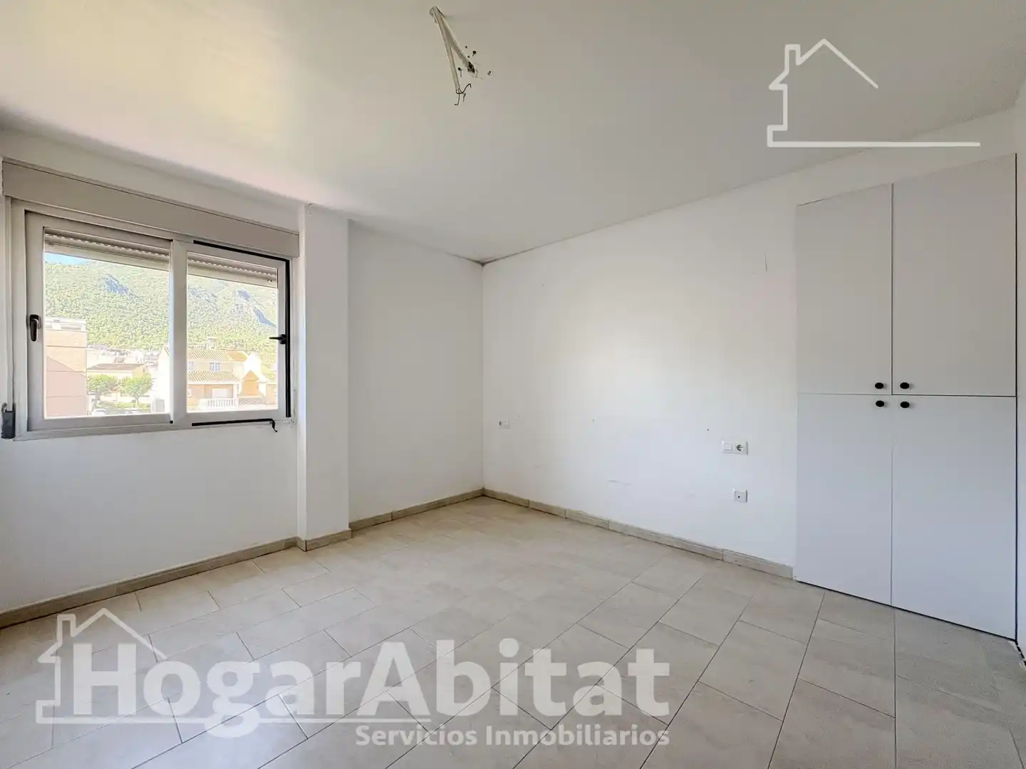 Dormitori de Àtic en venda en Vilallonga / Villalonga amb Terrassa, Balcó i Piscina comunitària