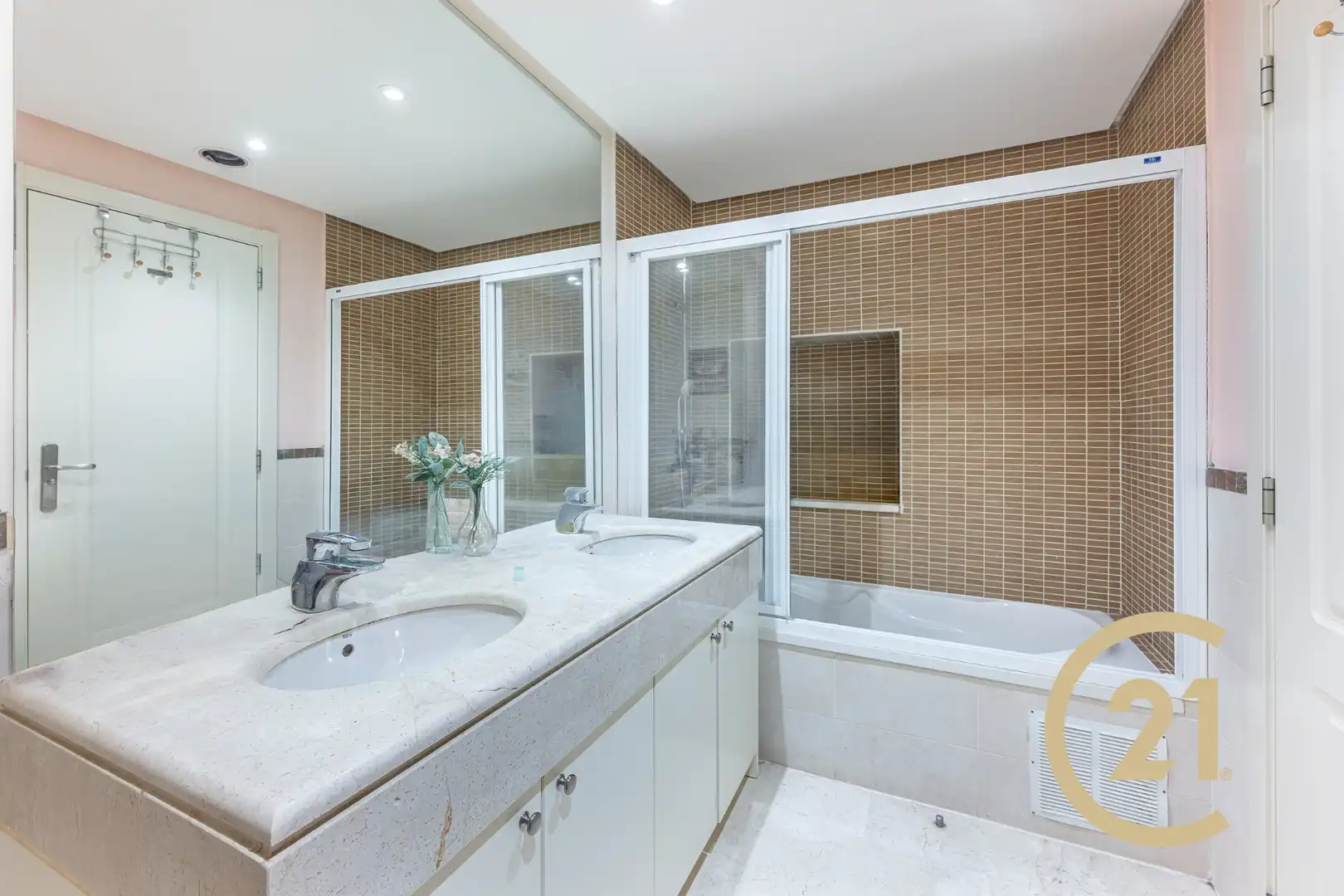 Apartament amb piscina en venda a Calle Islas Bermudas 13, imagen 23