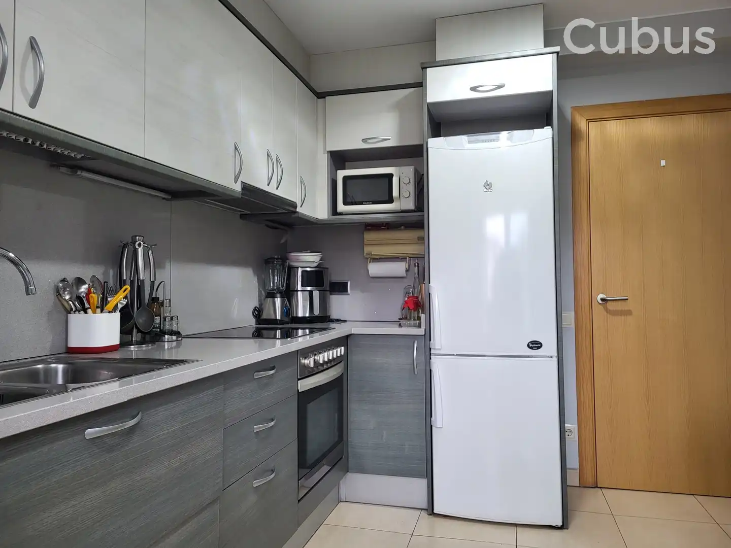 Kitchen of Flat for sale in Olot  with Air Conditioner, Heating and Balcony