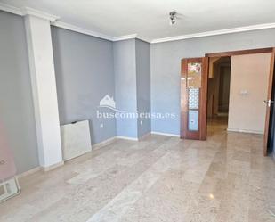Sala d'estar de Dúplex en venda en Torredonjimeno amb Terrassa i Piscina comunitària