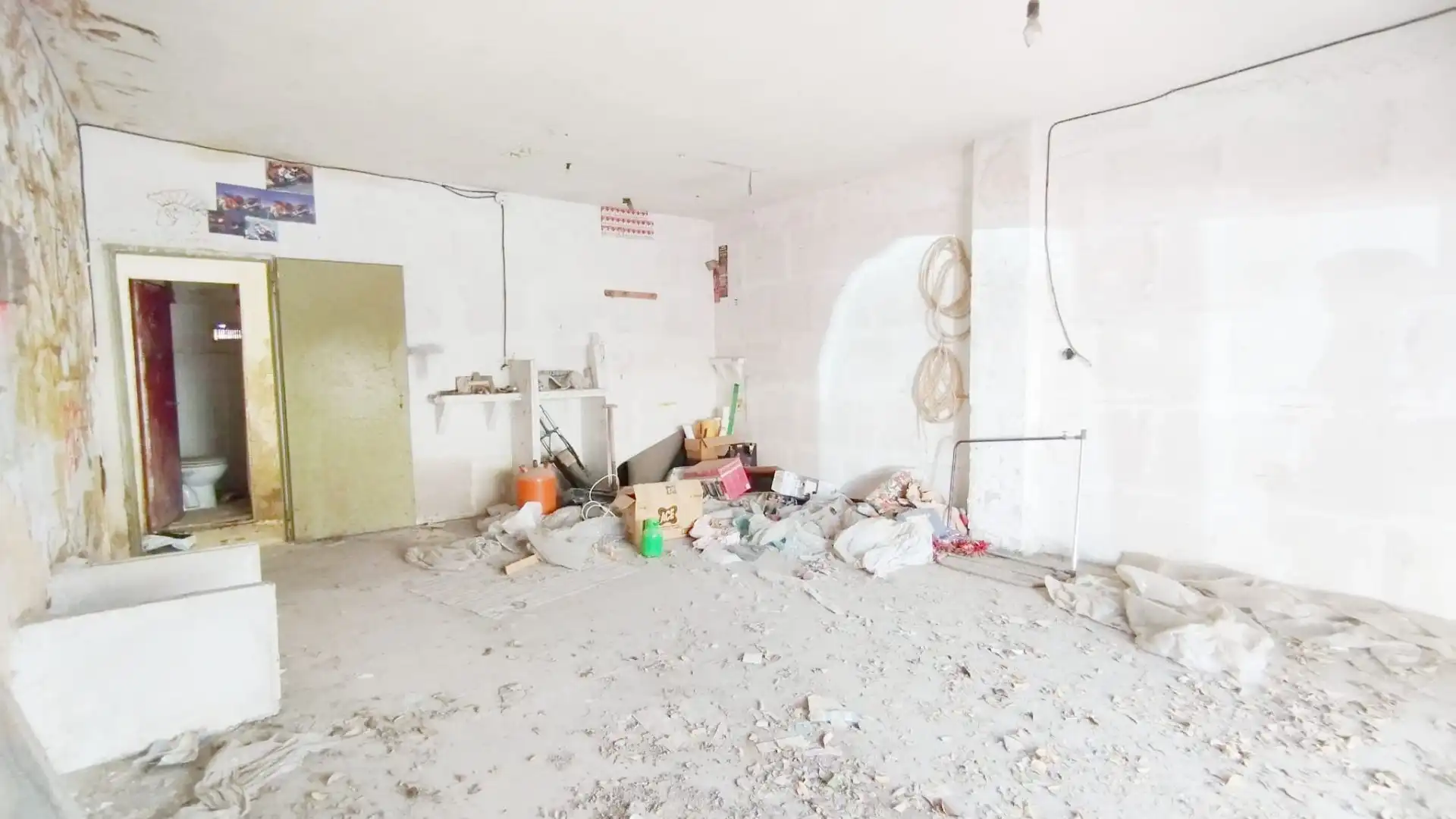 Houses for sale in  Zaragoza Capital  with Private garden