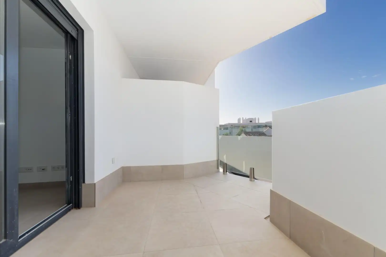Apartamento con piscina en venta en La Carihuela - Los Nidos, imagen 8