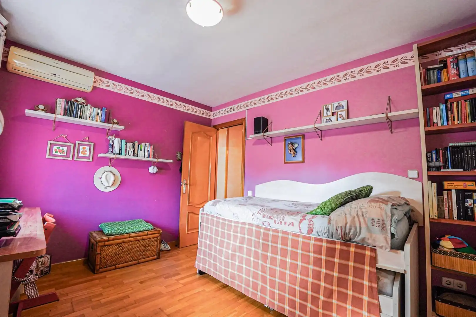 Bedroom of Detached homes for sale in Vilallonga del Camp  with Air Conditioner, Heating and Private garden