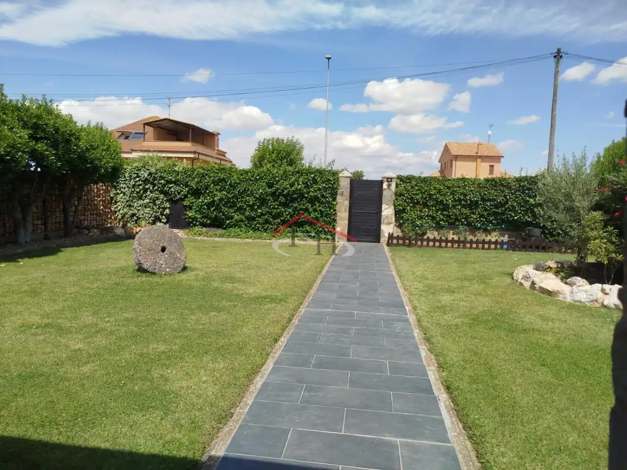 Casa o xalet en venda en Villadangos del Páramo amb Calefacció, Jardí privat i Piscina