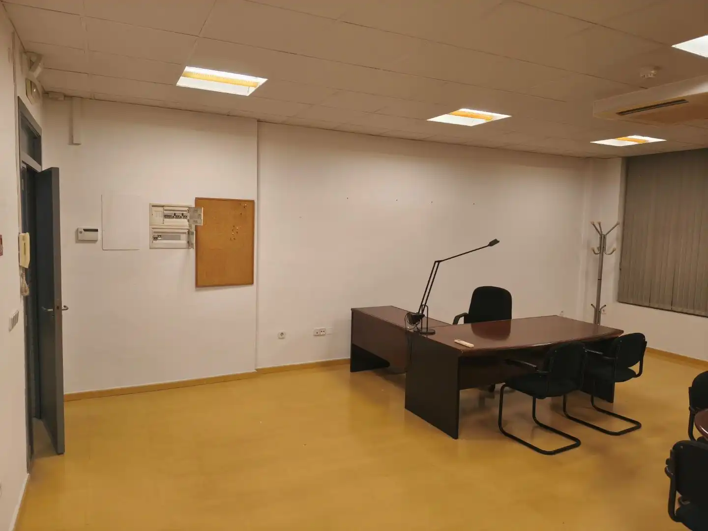 Office for rent in Cartagena ciudad