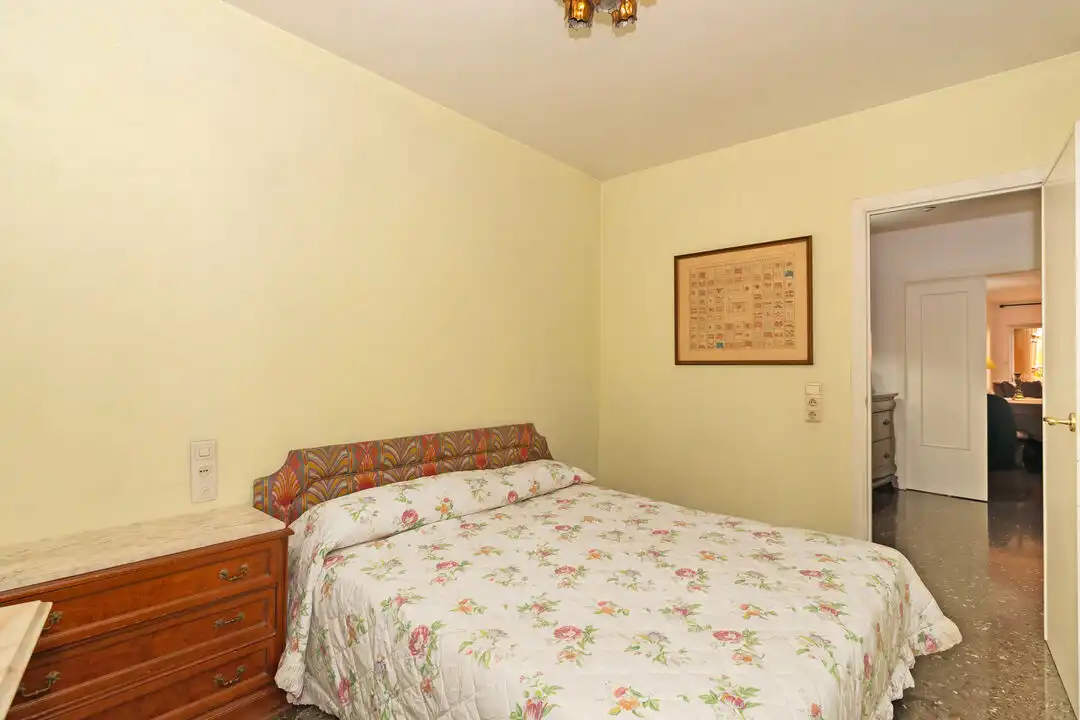Piso con ascensor en venta en C. Julián Peña, imagen 11
