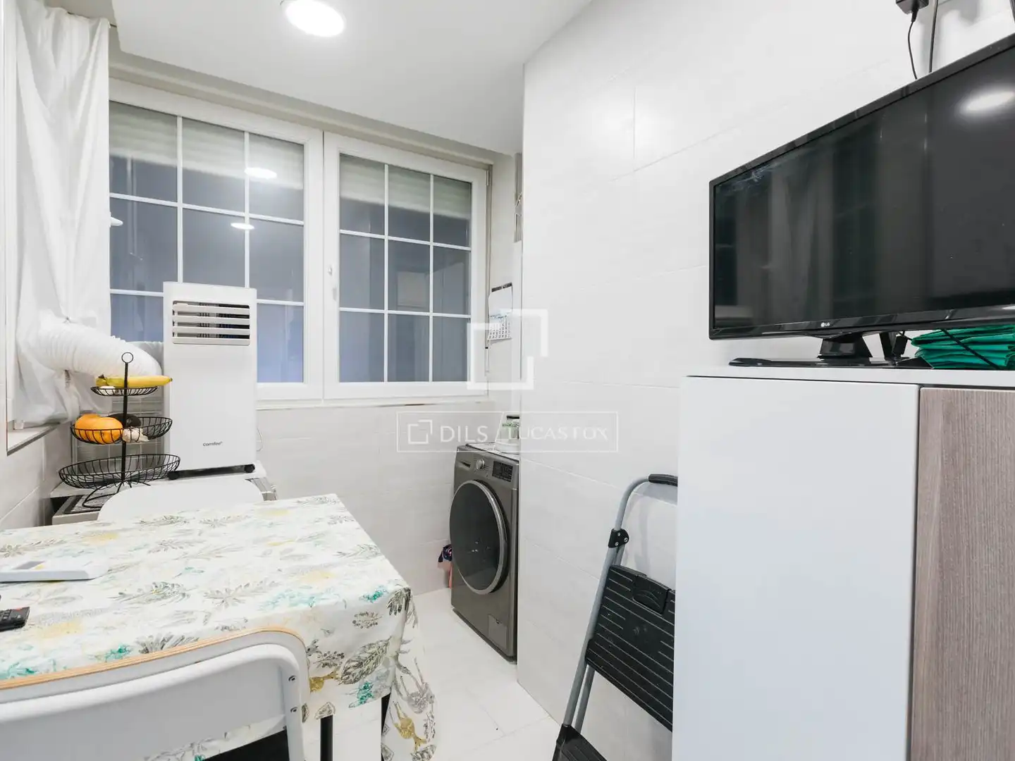 Bedroom of Flat for rent in Madrid  with Air Conditioner, Heating and Private garden