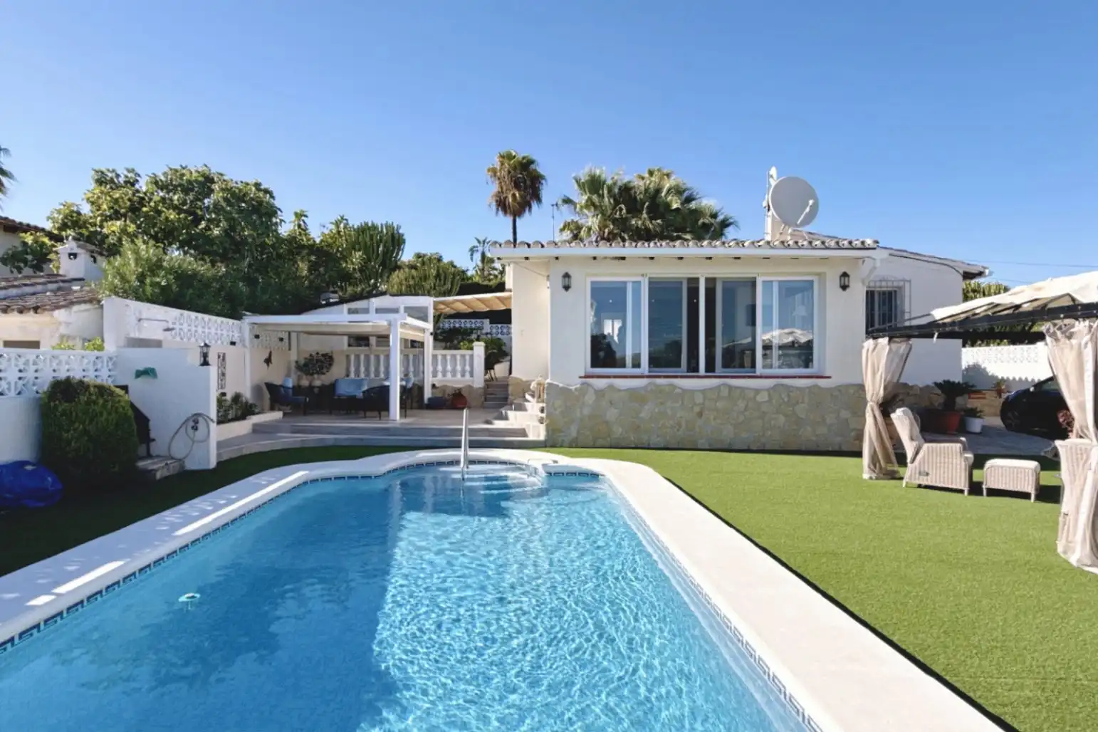 Villa con piscina in vendita a Benimeit - Tabaira