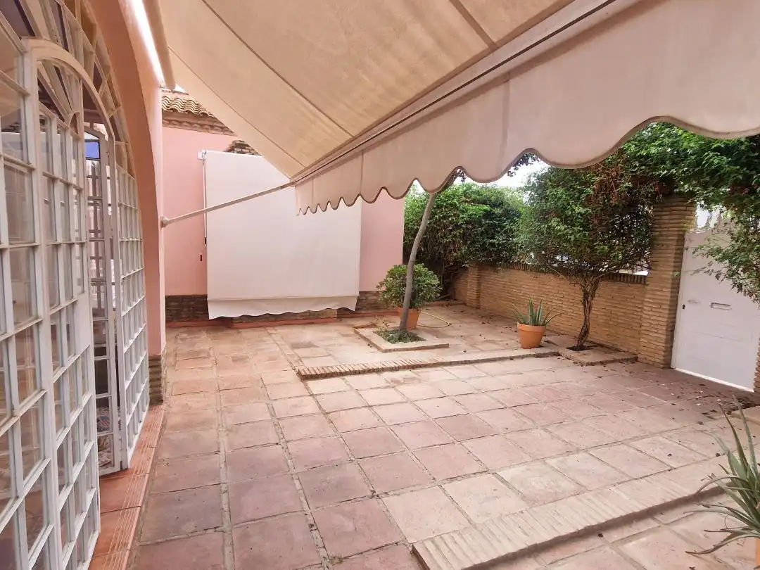 Chalet con piscina en venta en Calle Miguel de Cervantes 13, imagen 21
