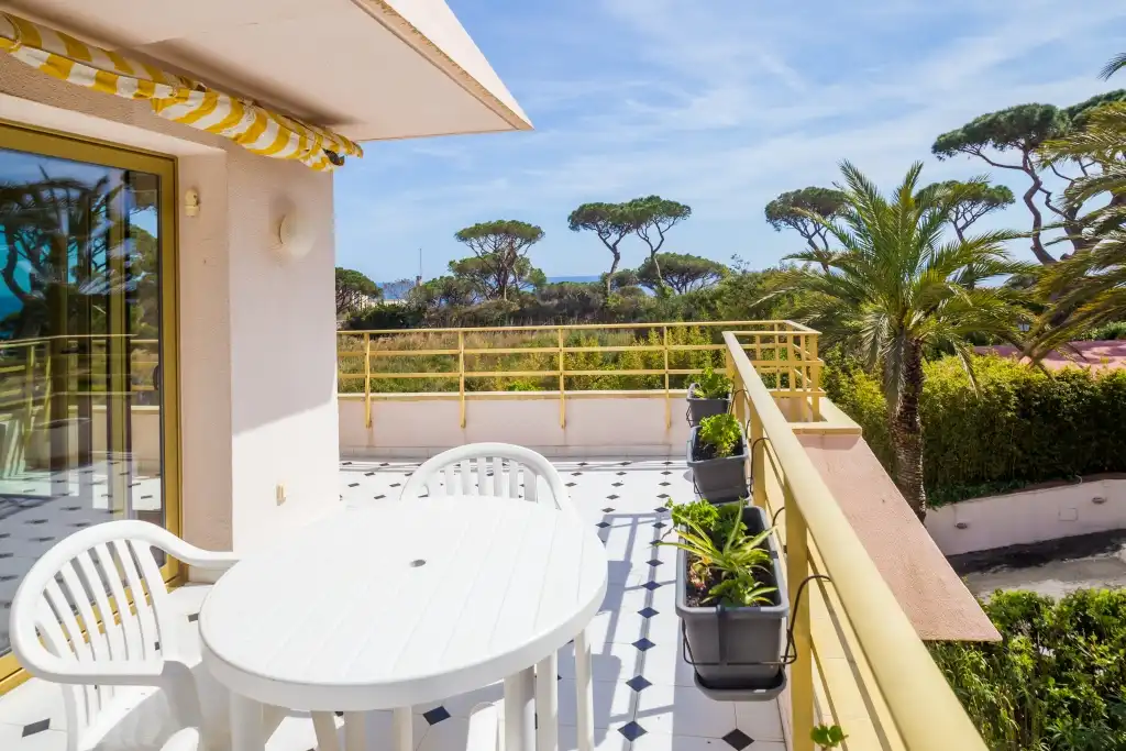 Terrasse von Wohnungen zum Verkauf in Castell d'Aro, Platja d'Aro i s'Agaró mit Klimaanlage, Heizung und Terrasse