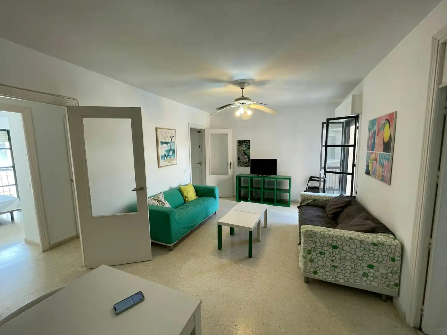 Sala de estar de Piso para compartir en Sevilla con Amueblado y Lavadora