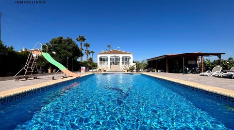 CHALET EN DOLORES CON PISCINA CLIMATIZADA, CASA DE INVITADOS, PANELES SOLARES Y MUCHO MÁS