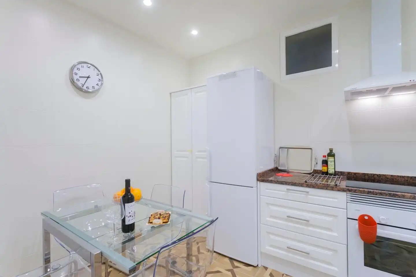 Kitchen of Apartments for rent in Málaga  with Air Conditioner, Furnished and Internet