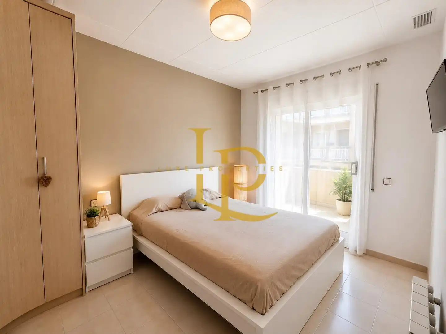 Dormitori de Casa adosada en venda en Cerdanyola del Vallès amb Aire condicionat, Calefacció i Terrassa