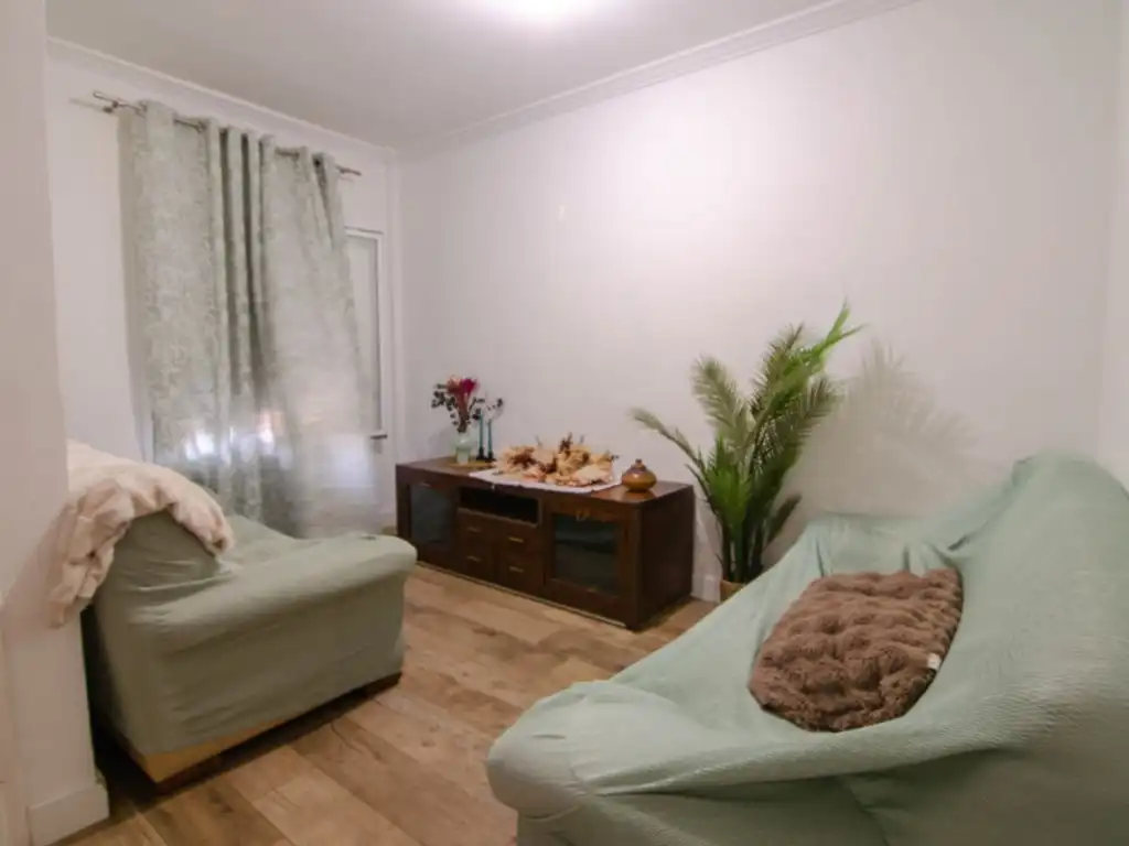 Sala d'estar de Casa o xalet en venda en San José de la Rinconada
