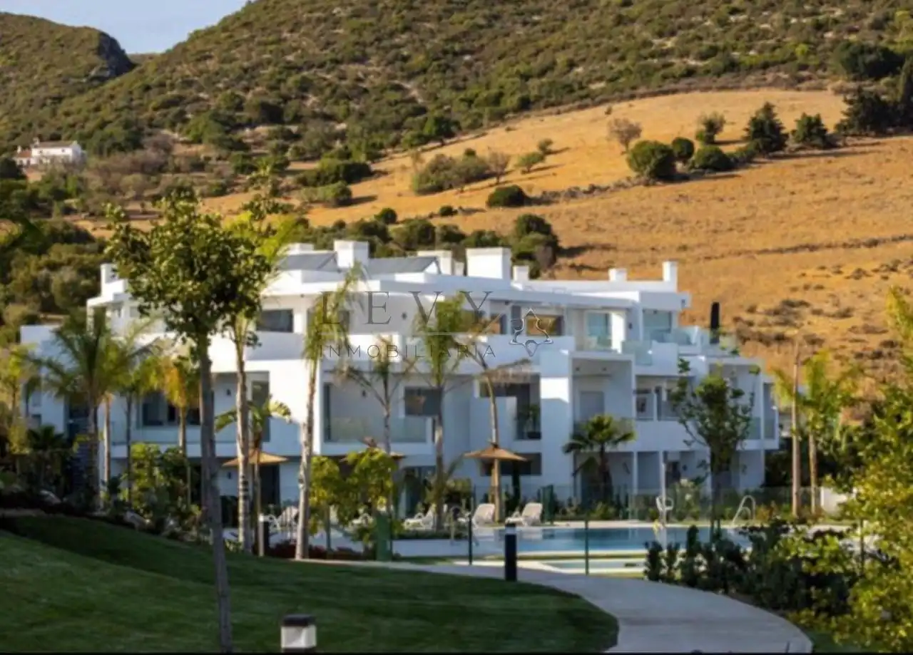 Pis amb piscina en venda a Casares pueblo, imagen 13