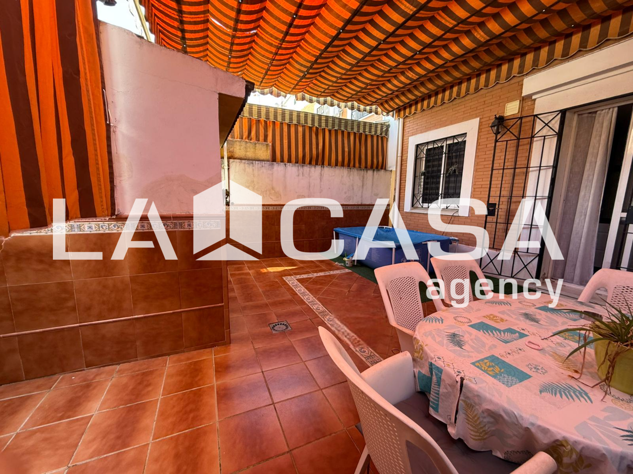 Single-family semi-detached for sale in Montequinto  with Air Conditioner and Storage room