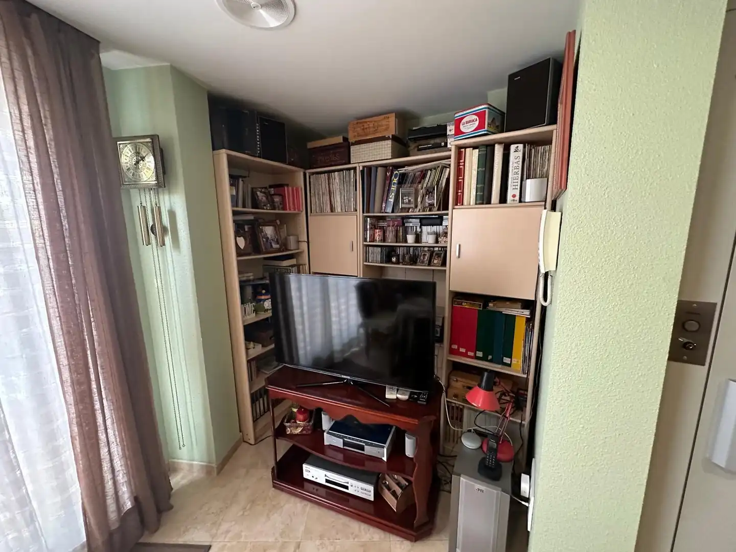 Sala de estar de Casa adosada en venta en Novelda con Aire acondicionado, Terraza y Trastero
