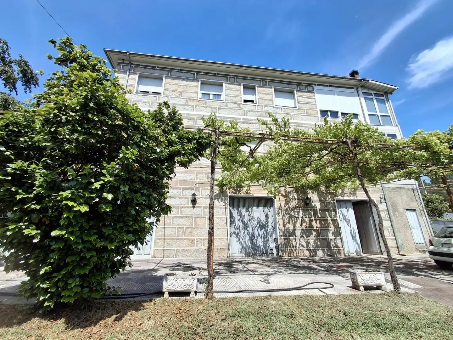 Exterior view of Houses for sale in Ourense Capital   with Air Conditioner, Heating and Private garden