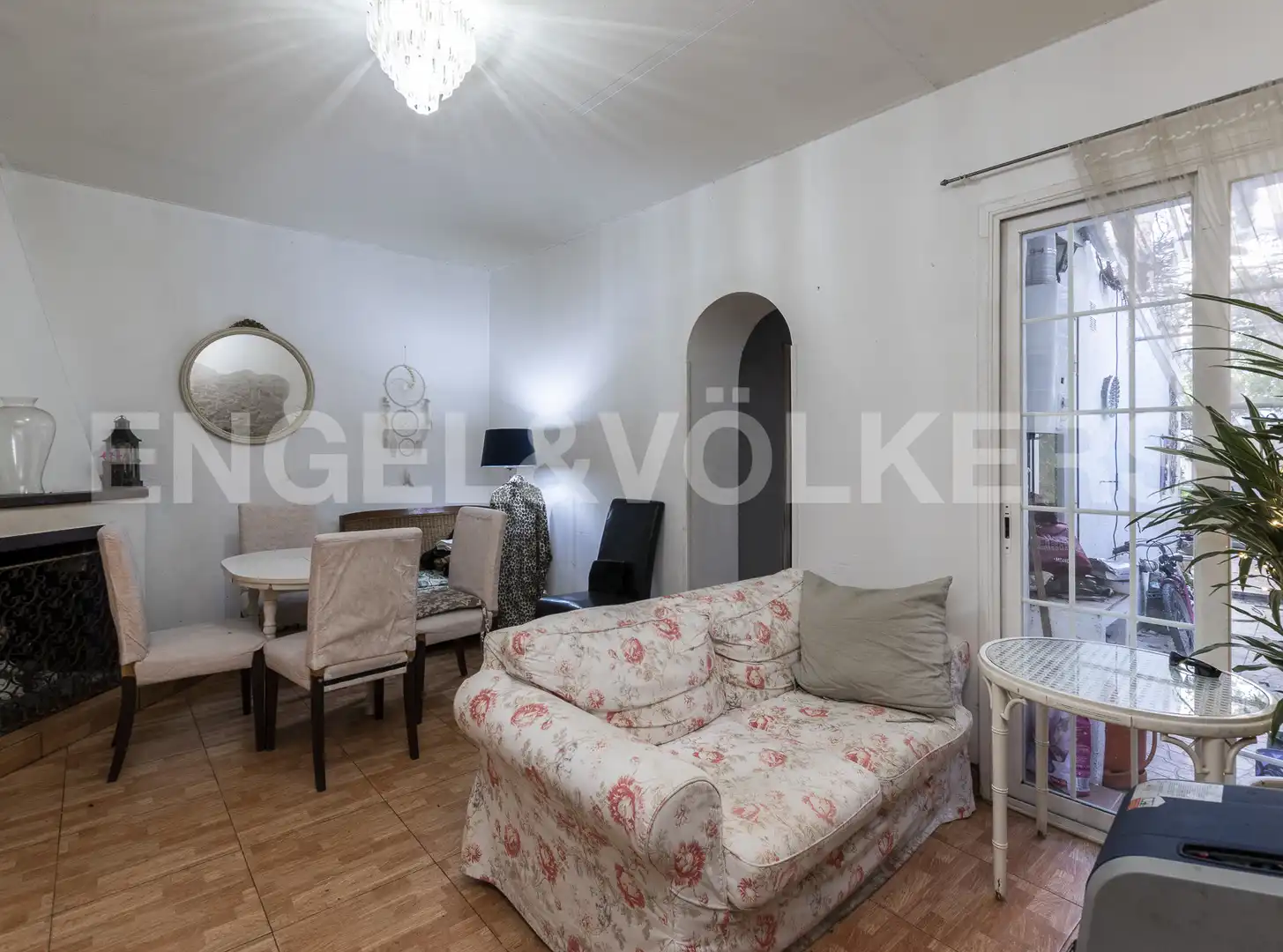 Sala d'estar de Casa adosada en venda en Arenys de Munt amb Calefacció, Terrassa i Jacuzzi