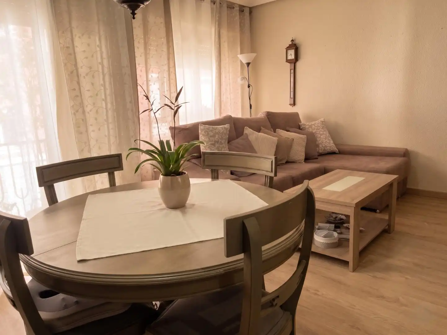 Sala de estar de Piso en venta en Elche / Elx con Aire acondicionado, Trastero y Amueblado
