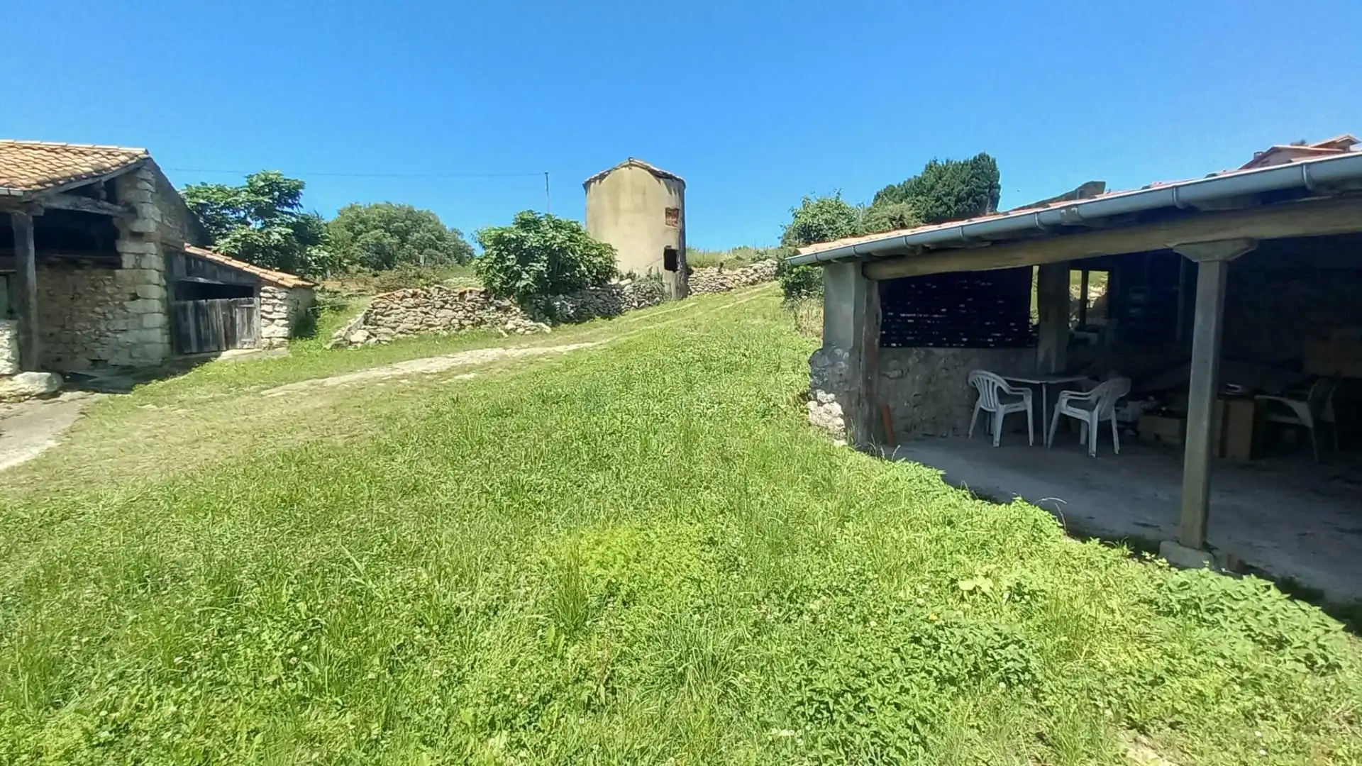Houses for sale in Santillana del Mar  with Private garden, Storage room and Balcony