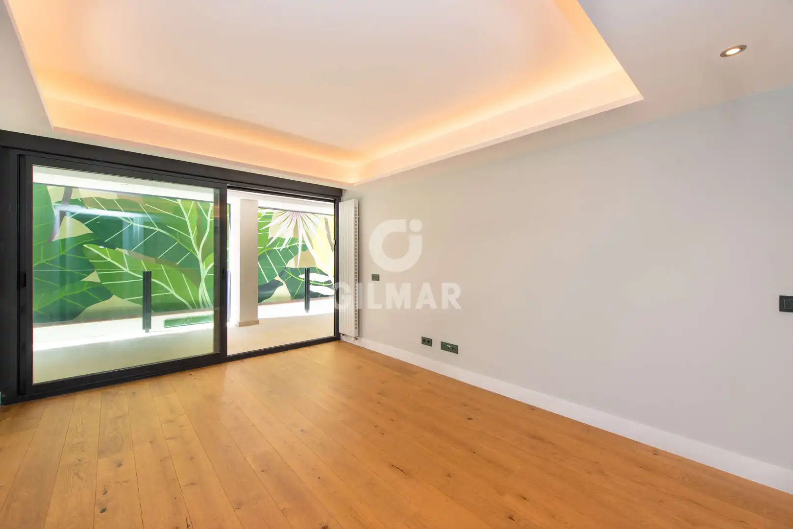Habitación de Piso en venta en Madrid con Calefacción, Trastero y Piscina