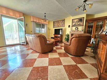 Living room of Single-family semi-detached for sale in Parla  with Air Conditioner, Terrace and Balcony