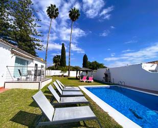 Jardí de Casa o xalet de lloguer en Marbella amb Terrassa, Traster i Piscina