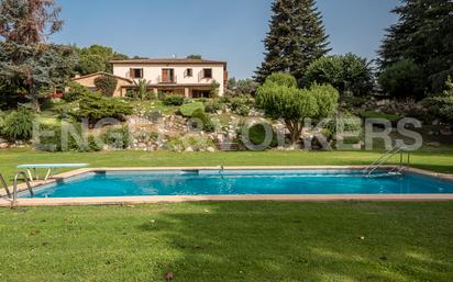 Jardí de Finca rústica en venda en La Garriga amb Aire condicionat, Calefacció i Piscina