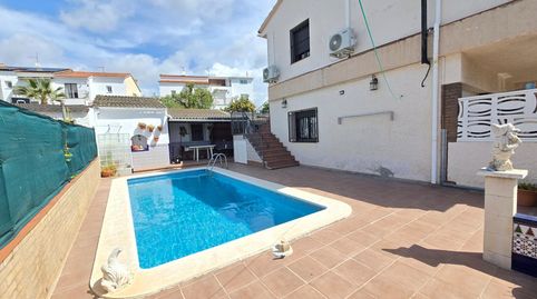 Piso independiente con jardín y piscina, immagine 2