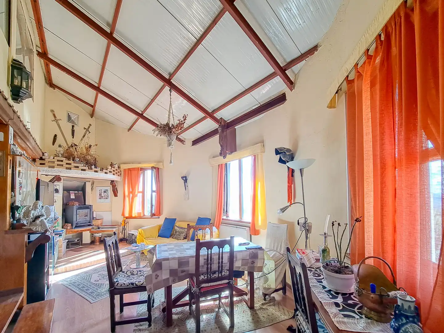 Sala d'estar de Casa o xalet en venda en Chinchón amb Calefacció, Jardí privat i Terrassa