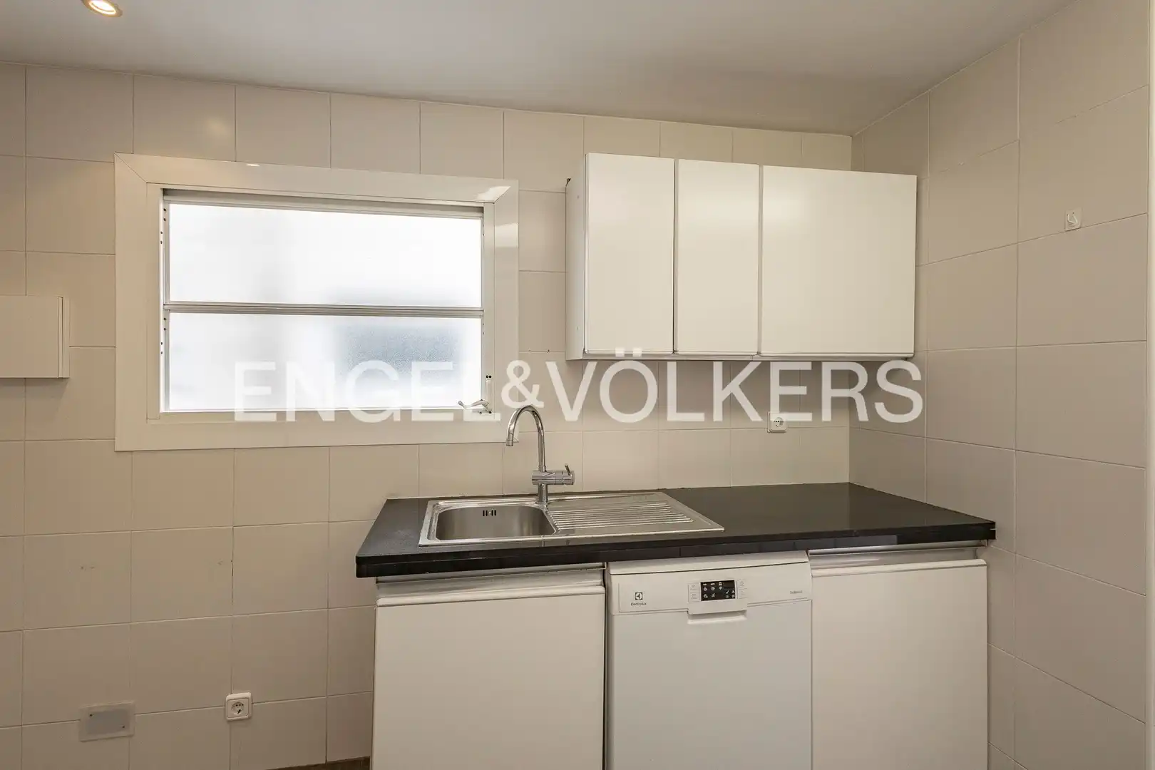 Cocina de Ático de alquiler en Barcelona con Aire acondicionado, Calefacción y Parquet