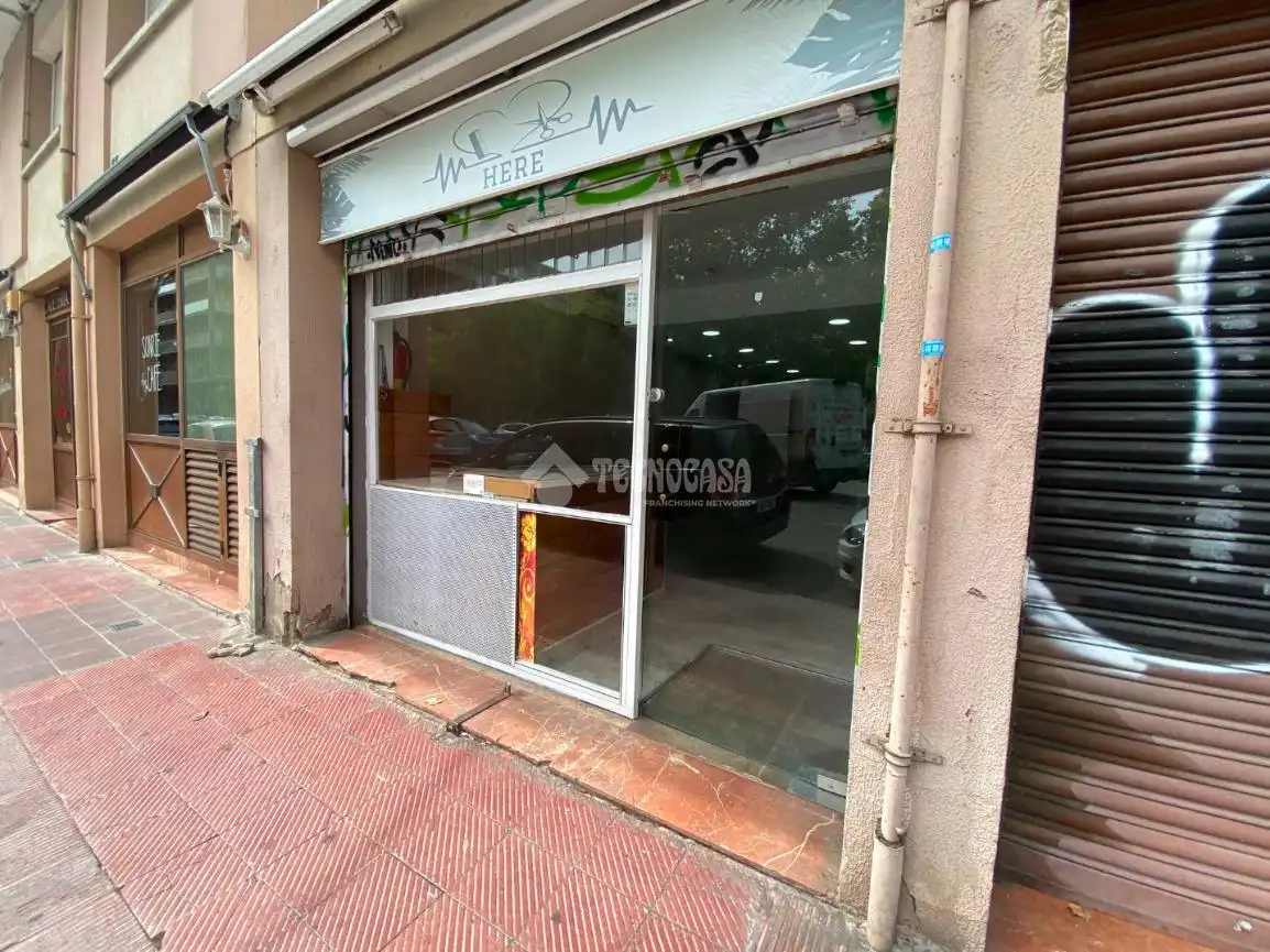 Geschaftsraum zur Miete in L'Hospitalet de Llobregat mit Klimaanlage