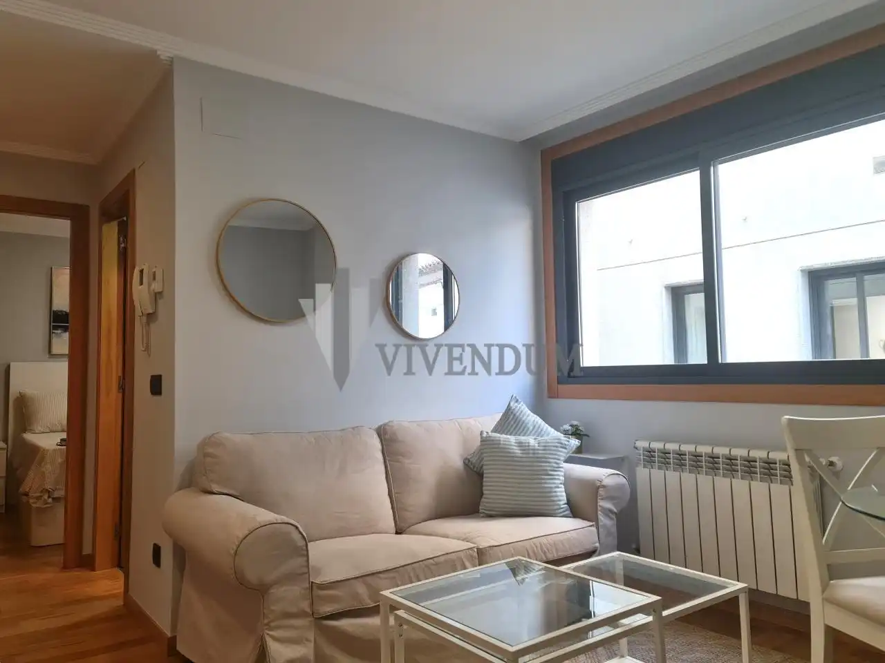 Sala d'estar de Apartament de lloguer en Vigo  amb Calefacció i Moblat
