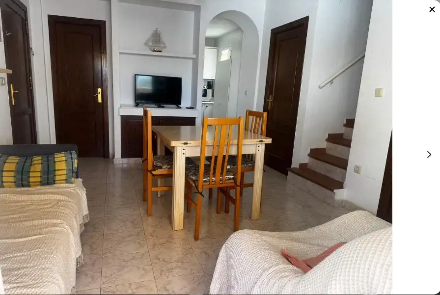 Dúplex en venta en Torrevieja con Terraza, Piscina y Amueblado