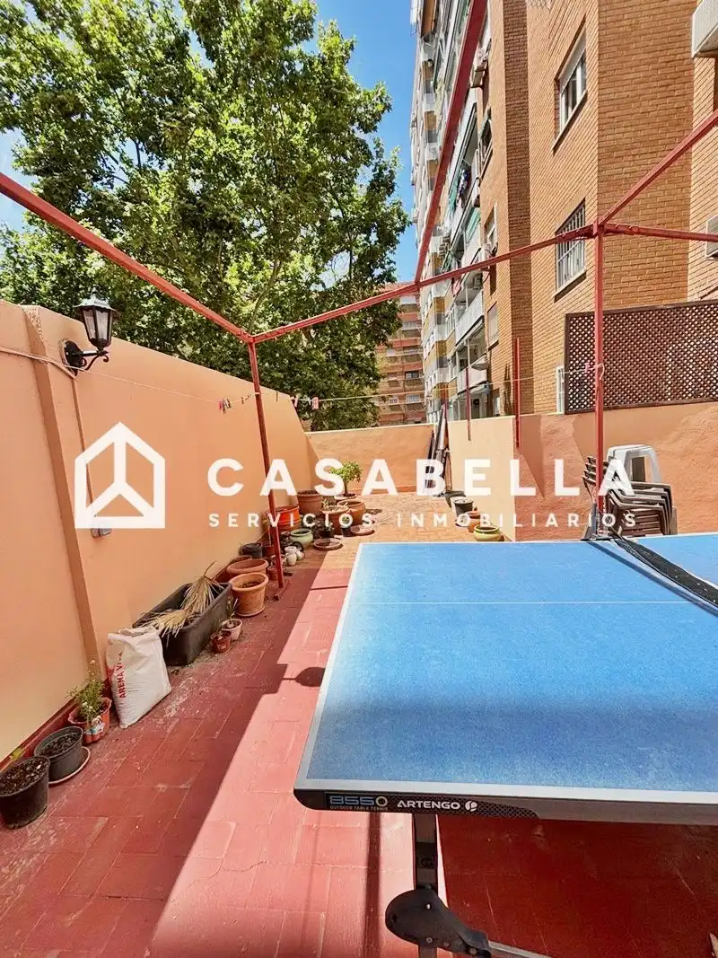 Vista exterior de Pis en venda en Valencia amb Aire condicionat, Calefacció i Terrassa