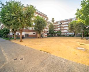 Vista exterior de Pis en venda en  Sevilla Capital amb Terrassa